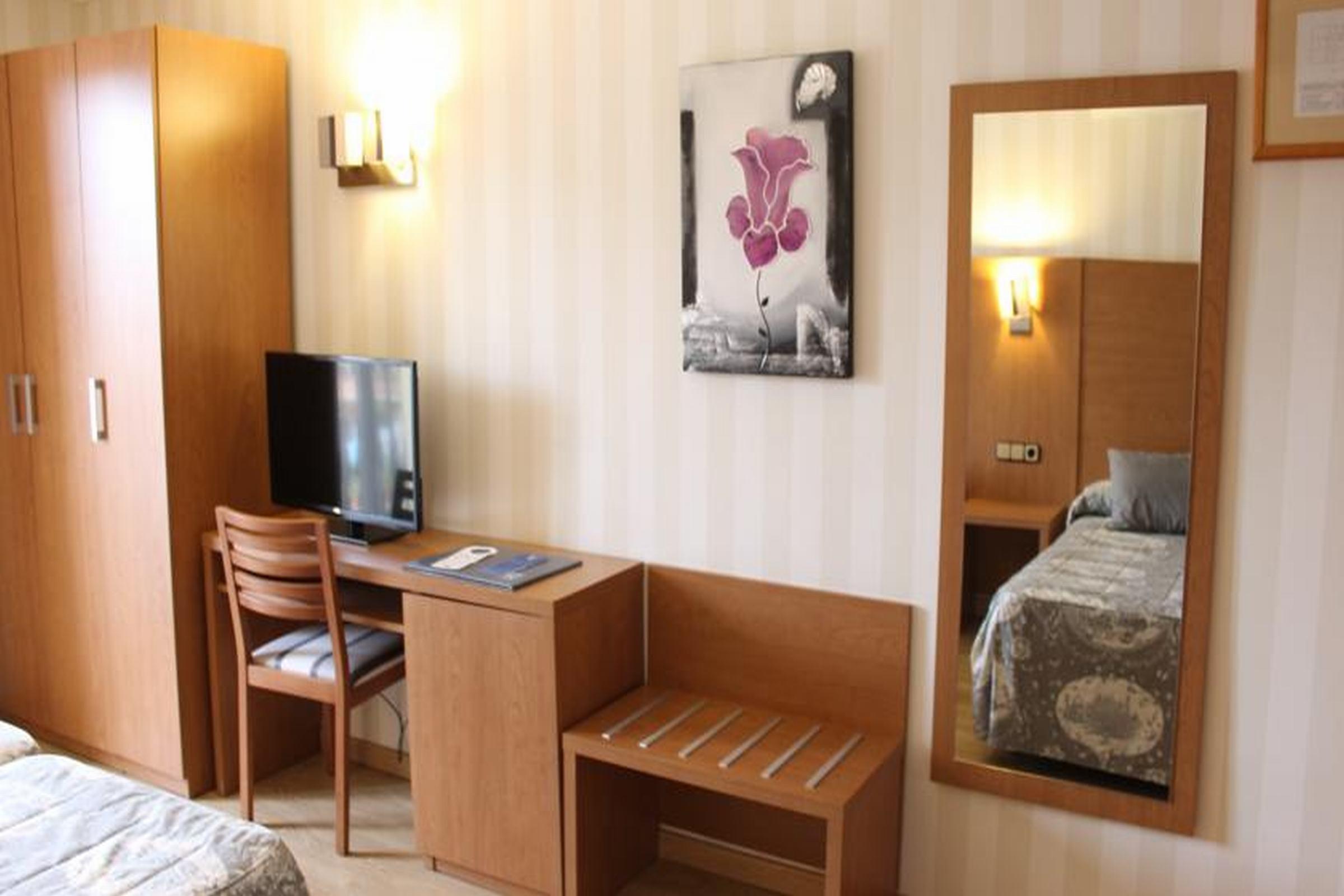 Ramblas Hotel Barcelona Bagian luar foto