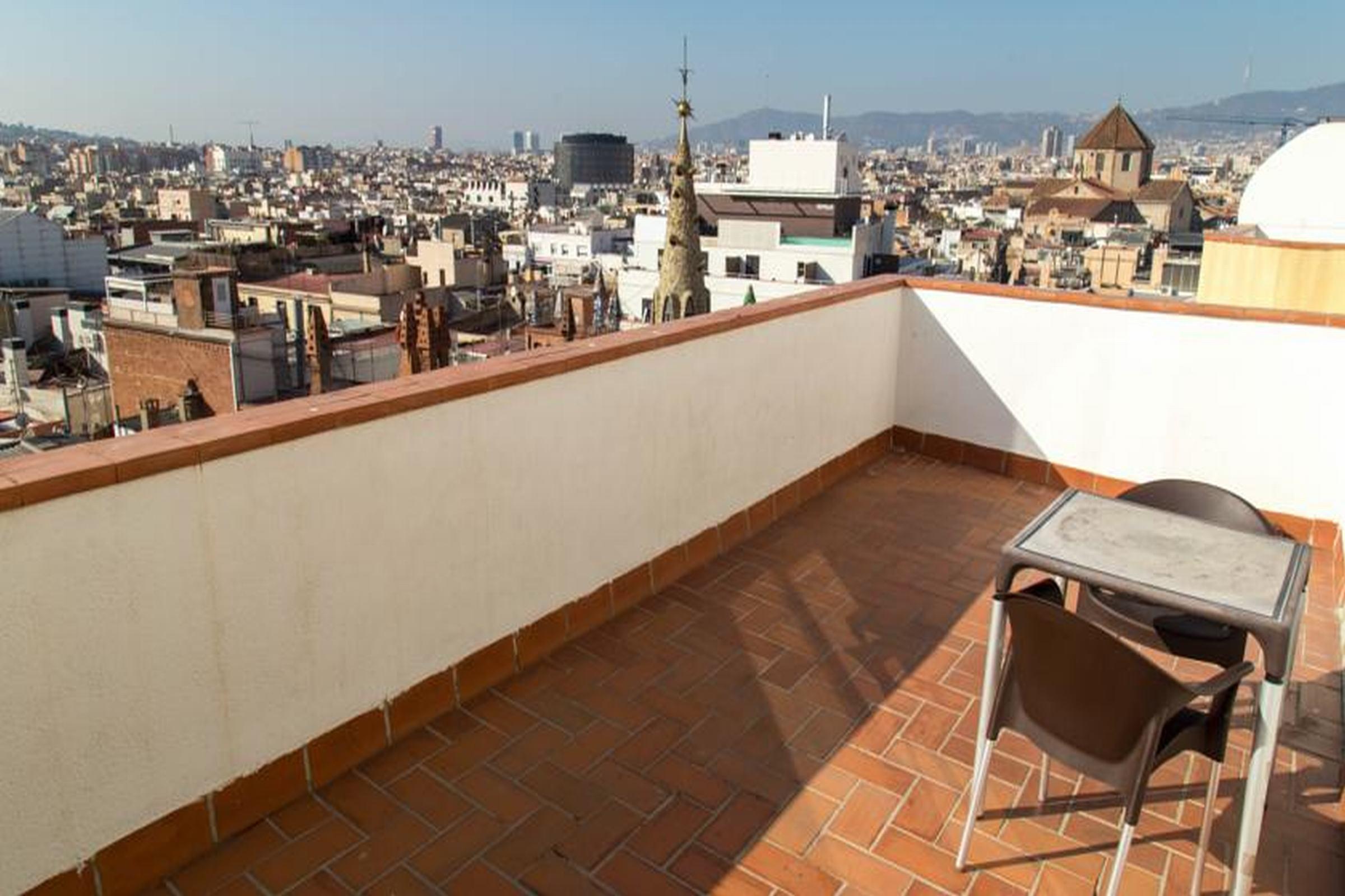 Ramblas Hotel Barcelona Bagian luar foto