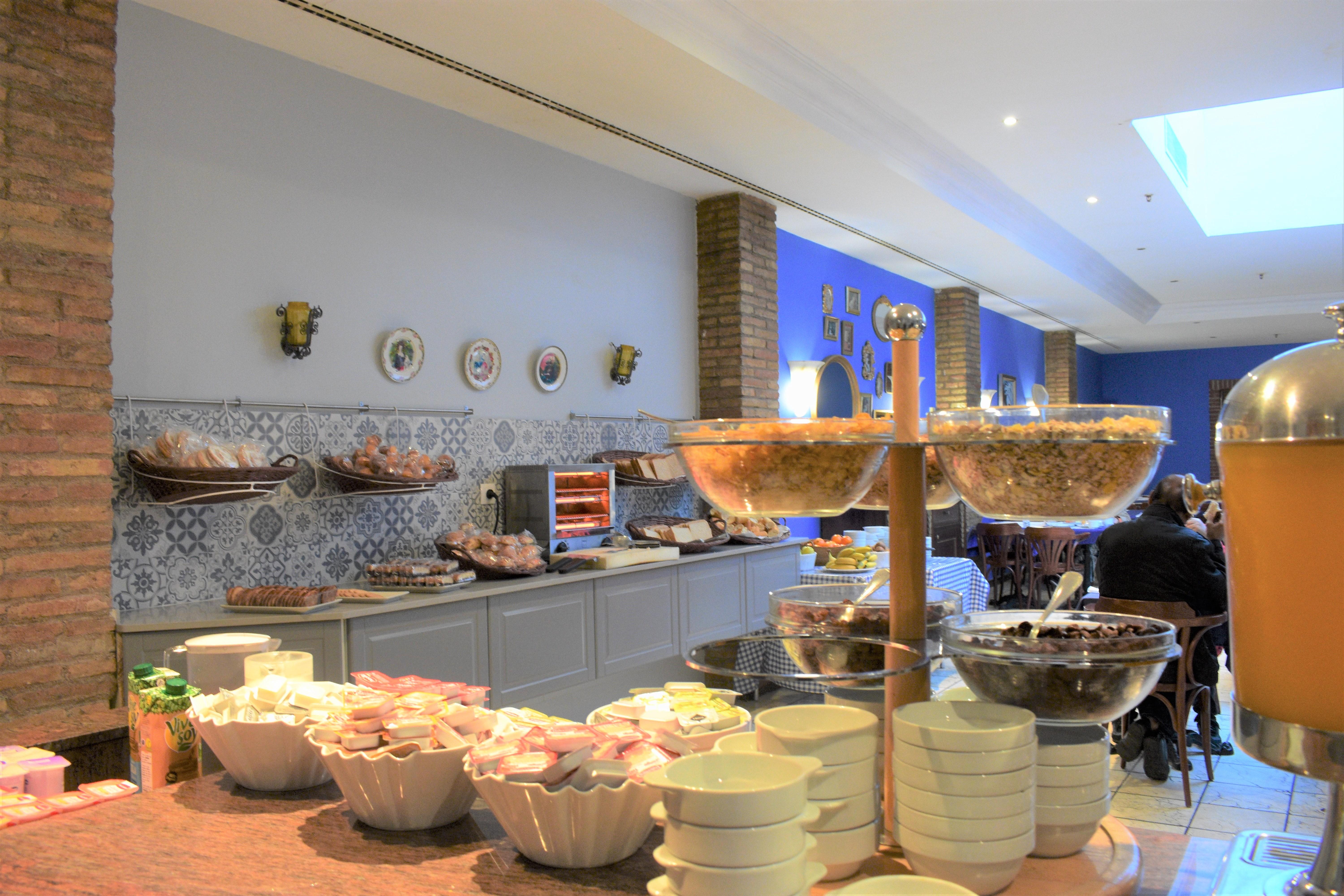 Ramblas Hotel Barcelona Bagian luar foto