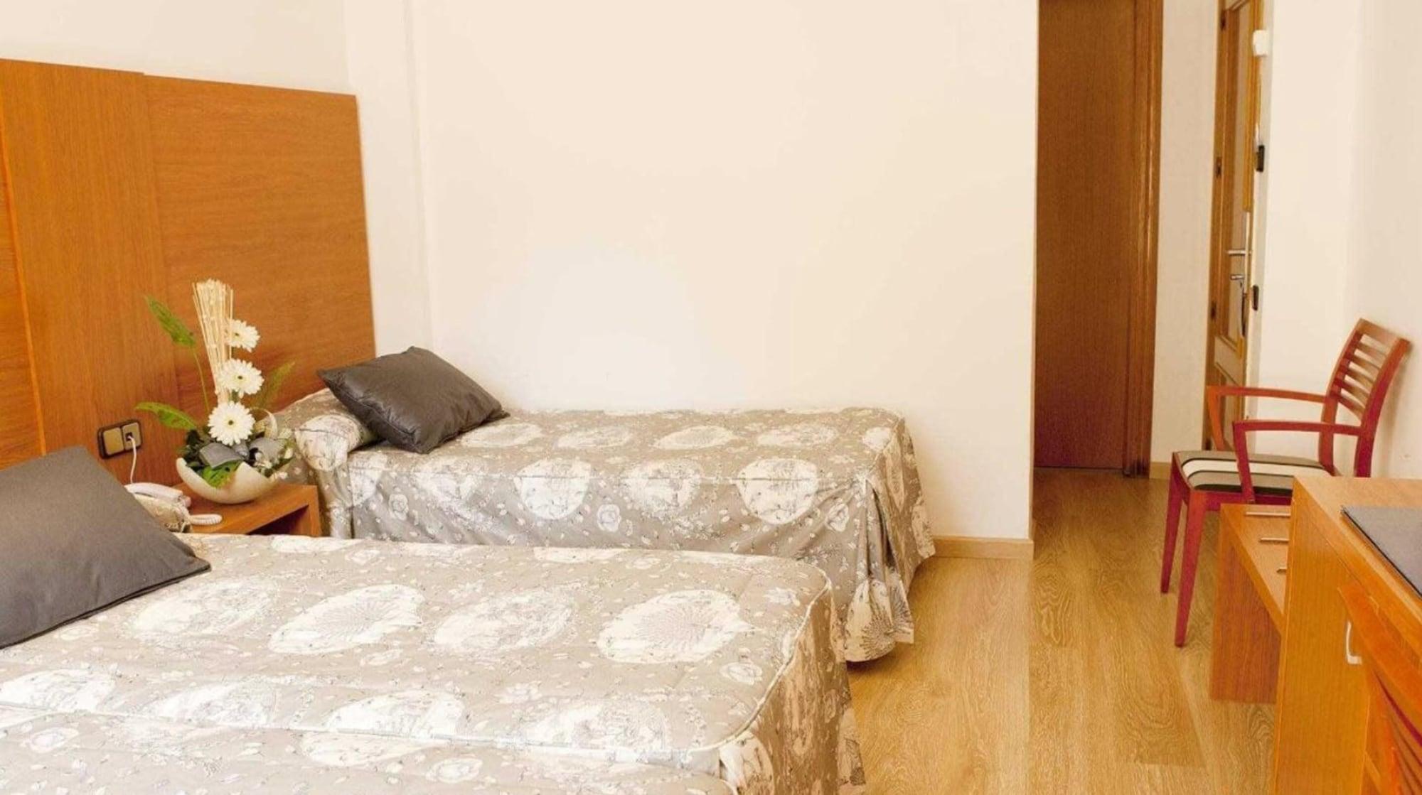 Ramblas Hotel Barcelona Bagian luar foto