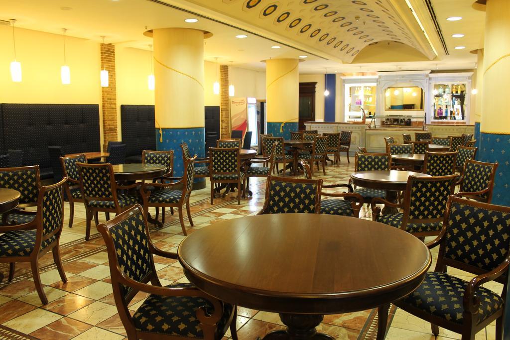 Ramblas Hotel Barcelona Bagian luar foto