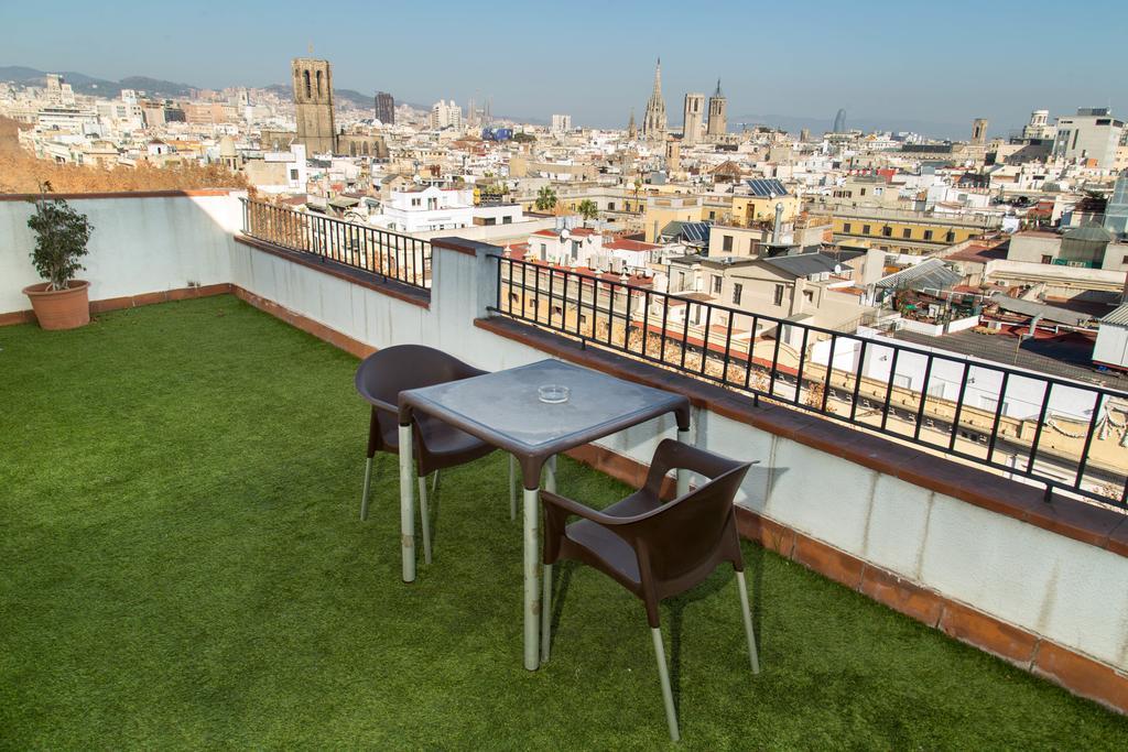 Ramblas Hotel Barcelona Bagian luar foto