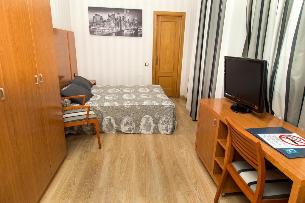 Ramblas Hotel Barcelona Bagian luar foto