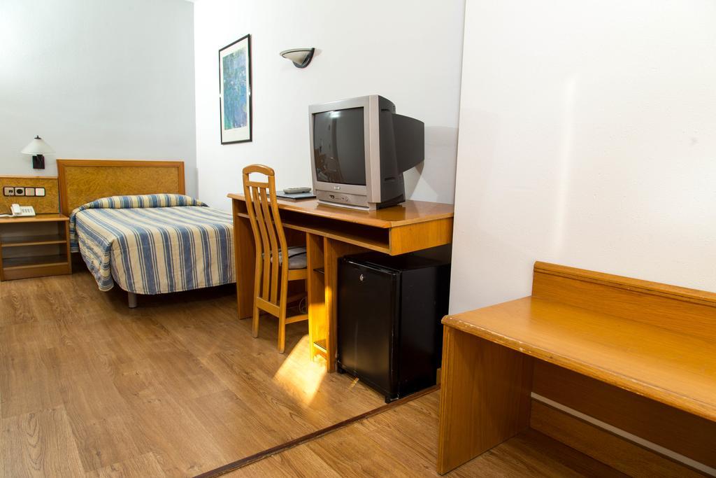 Ramblas Hotel Barcelona Bagian luar foto