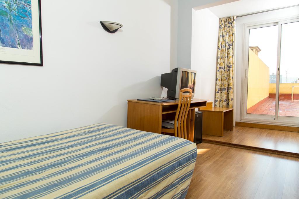 Ramblas Hotel Barcelona Bagian luar foto